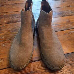 Crown Vintage Dark Taupe Chukka Boots